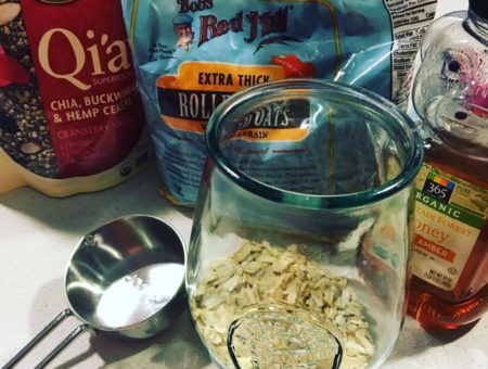 BLUEBERRY MUFFIN OVERNIGHT OATS